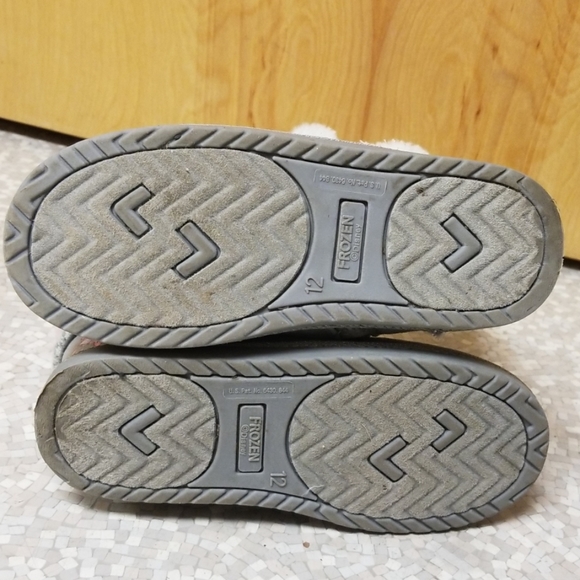 Frozen booties - Picture 2 of 6